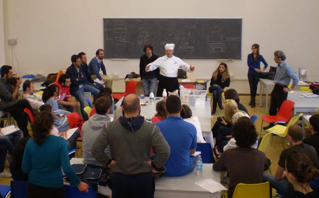 Disia - Laboratorio di Disegno industriale e qualità ambientale: Pausa caffè, tè o cioccolata?
