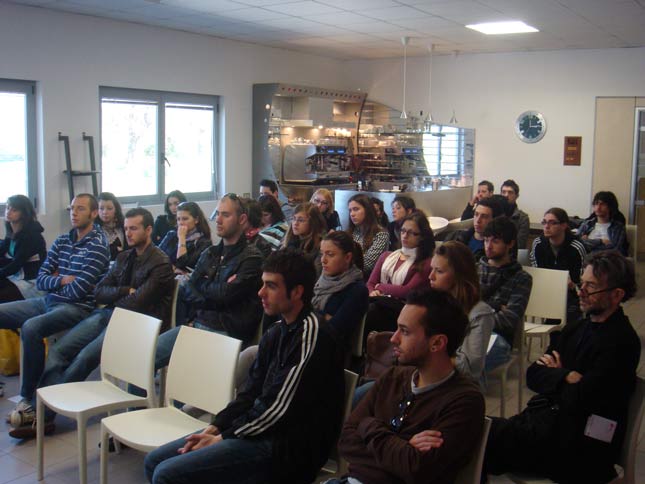 Disia - Laboratorio di Disegno industriale e qualità ambientale: Pausa caffè, tè o cioccolata?