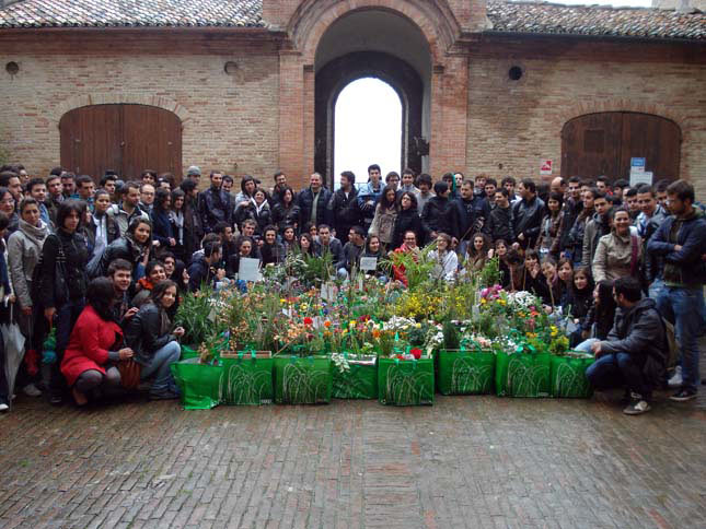 UNICAM - Giardini pensierosi portatili 