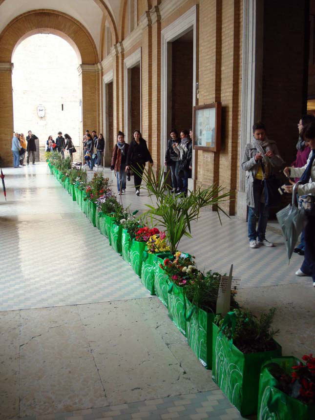 UNICAM - Giardini pensierosi portatili 