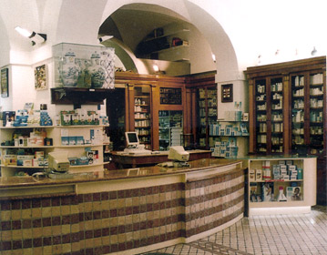 Filipponi pharmacy | Cristiano Toraldo di Francia