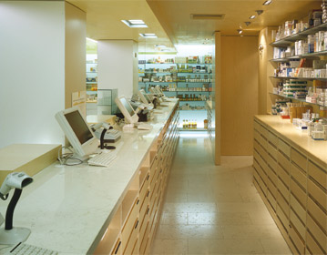 Dr. Angelini pharmacy | Cristiano Toraldo di Francia